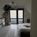 Restonthelake Apartamento Esztergom