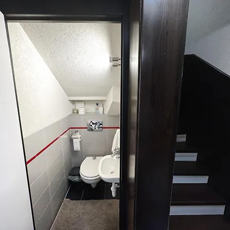 Restonthelake Apartamento