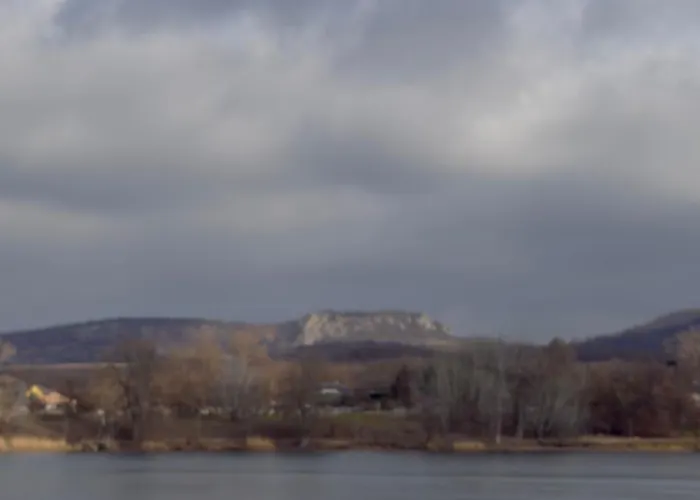 Restonthelake Esztergom