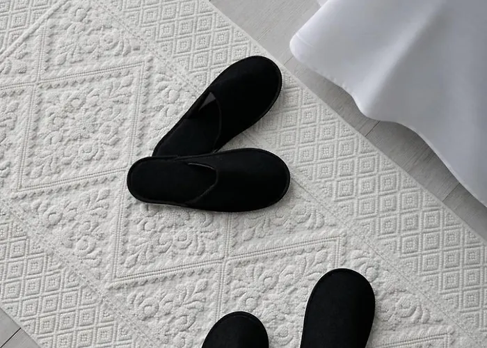 Restonthelake Apartment